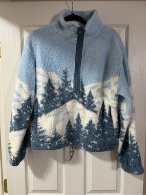 Paper heart Mountain-Scene Sherpa Pullover Sweater in Light Blue and Cream